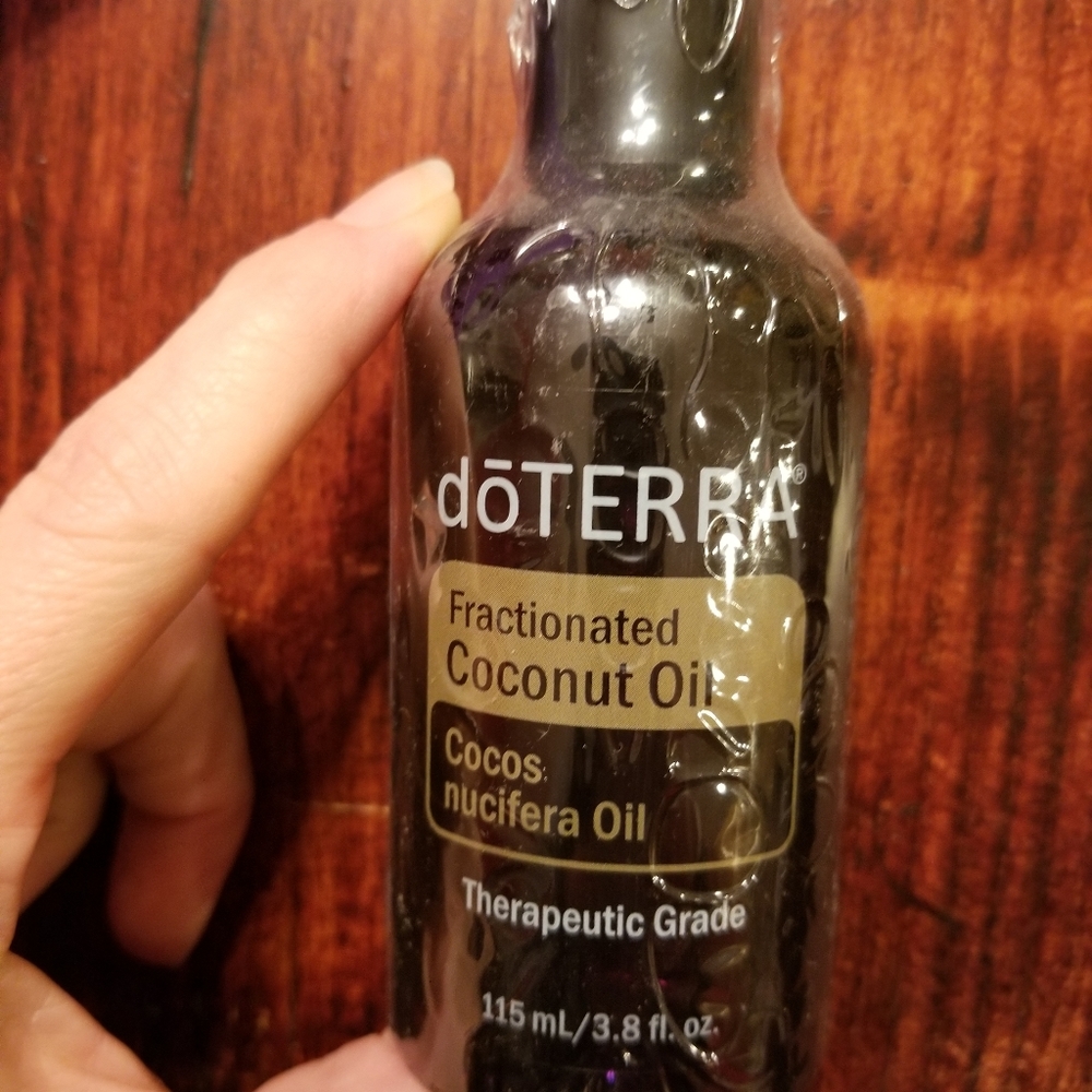 do-TERRA fractionated coconut oil